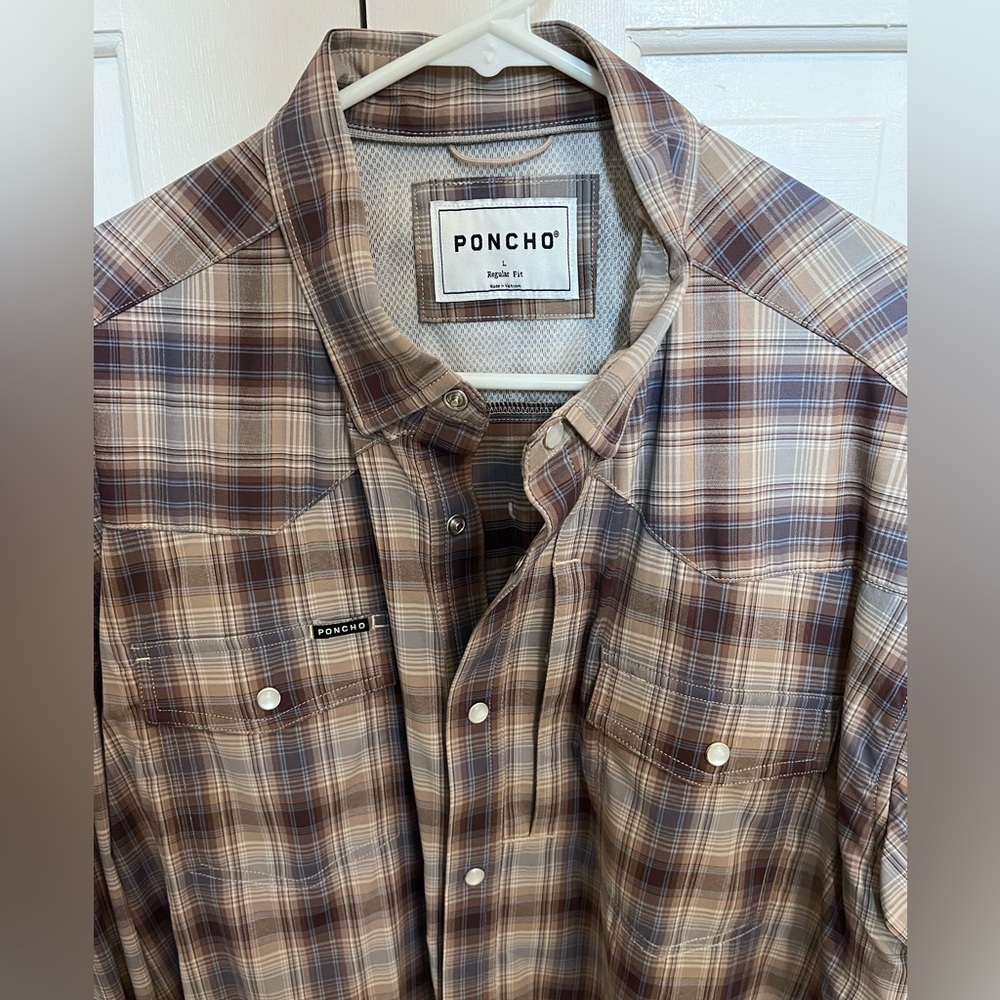 Poncho Outdoors Western Muleshoe Men's Casual Plaid Button Down Shirt - Brown